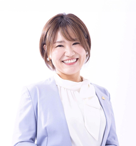 安盛 真樹子